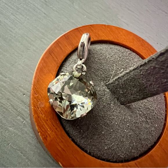 Sabika Crystal Add A Charm to Necklace or Bracelet - Picture 3 of 7